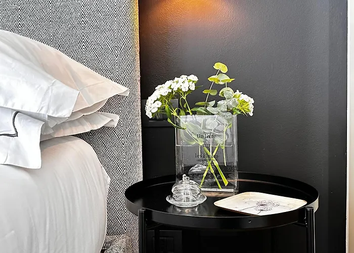 Lily Pads -elegant Apartment- In The Center Appartamento Milano