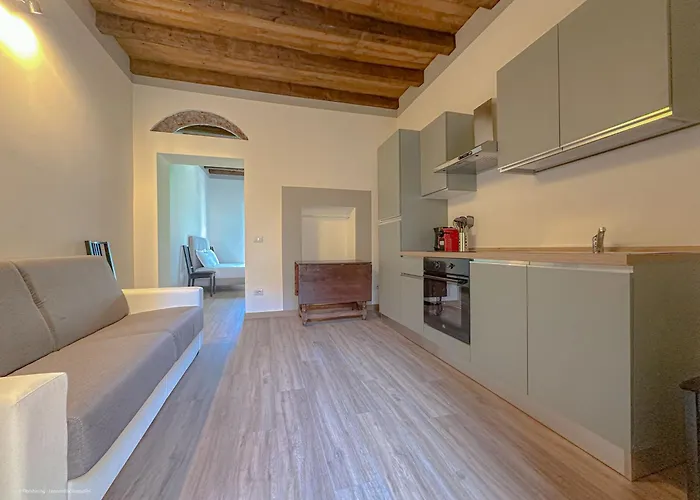 Διαμέρισμα Castillia 22 - Terrazza Sul Bosco Verticale
