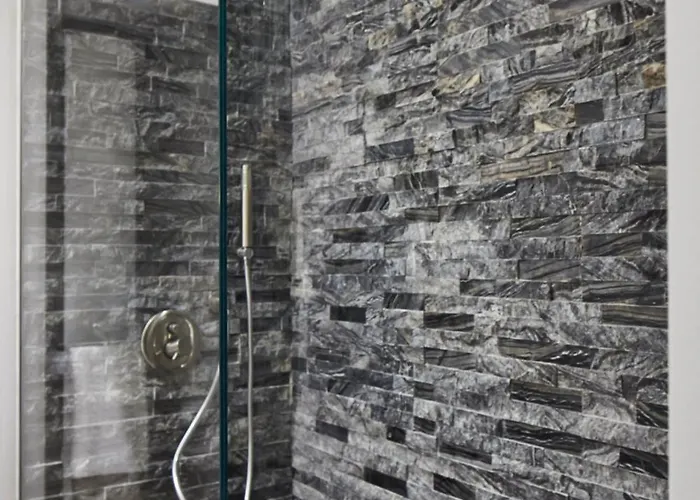 Luxury Design Downtown - Free Parking Appartement