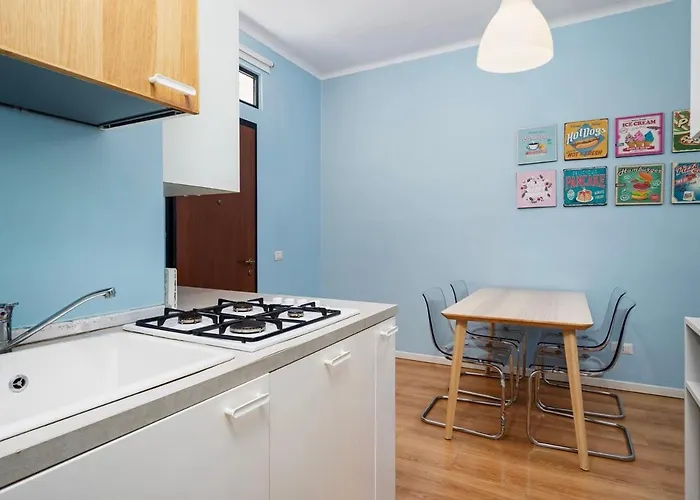 Apartament Classbnb - Just 2 Minutes Walk From Domodossola M5 Metro Station *