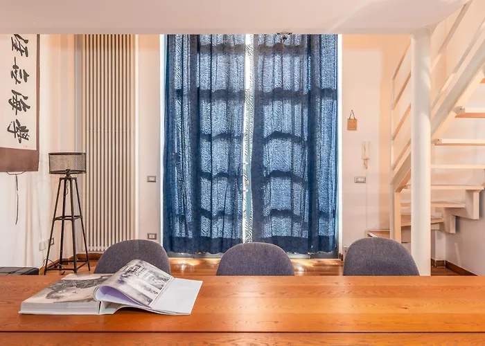 公寓 Loft Design On 3 Levels Near The Polytechnic 米兰