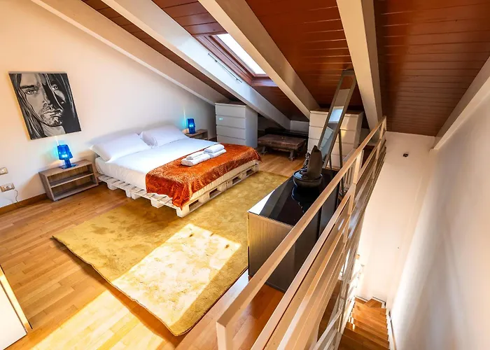 Loft Design On 3 Levels Near The Polytechnic 米兰