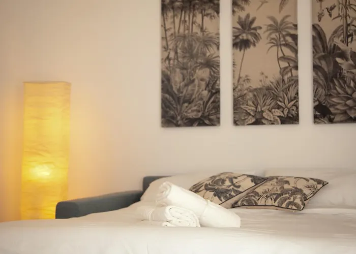 Lejlighed Luxury San Siro Apartment, 5 Min Metro, Balcony & Fast Wifi