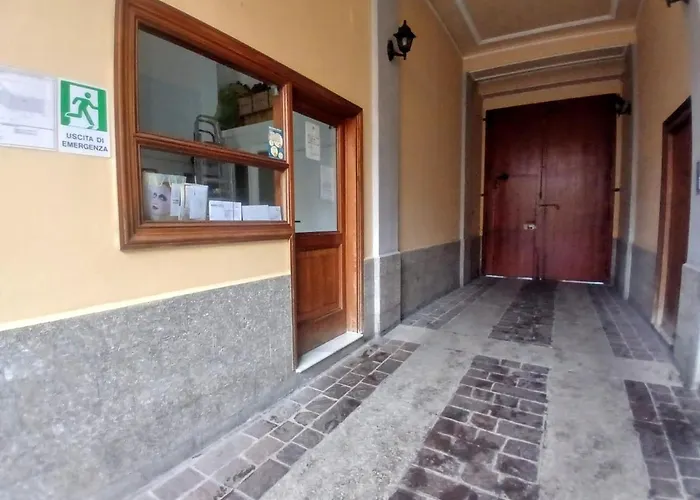 Apartment Corvetto 7 *