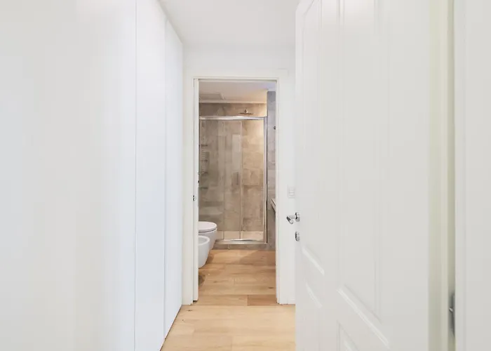 Eaylife - - Corso Italia 68p4 - Navigli Apartmán *