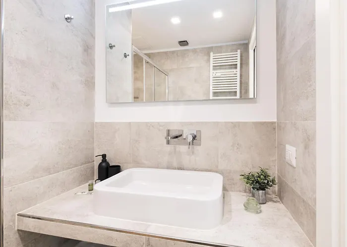 Eaylife - - Corso Italia 68p4 - Navigli *