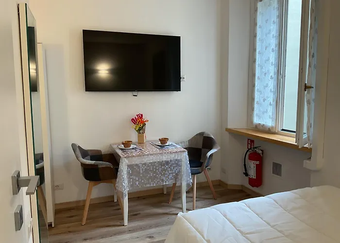 Number32milan Apartmán *