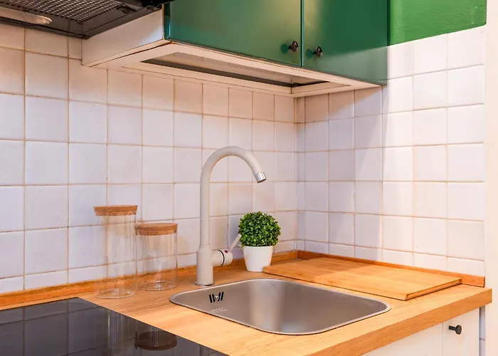 Elegant And Stylish Design In Brera Near The Metro Апартаменты *