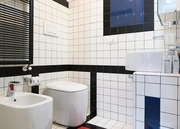 דירה Custodi Premium Tra Navigli E Bocconi מילאנו