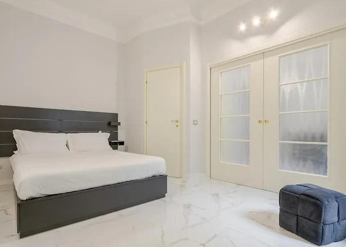 Station 100 Mt * Mediolan