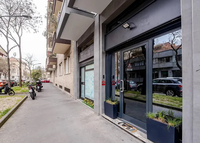 Elegant 1br In Porta Romana Apartament *