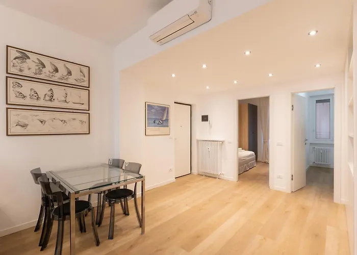 Cozy And Modern Two Bedrooms Parco Sempione - Mirable Pm Apartment Milan