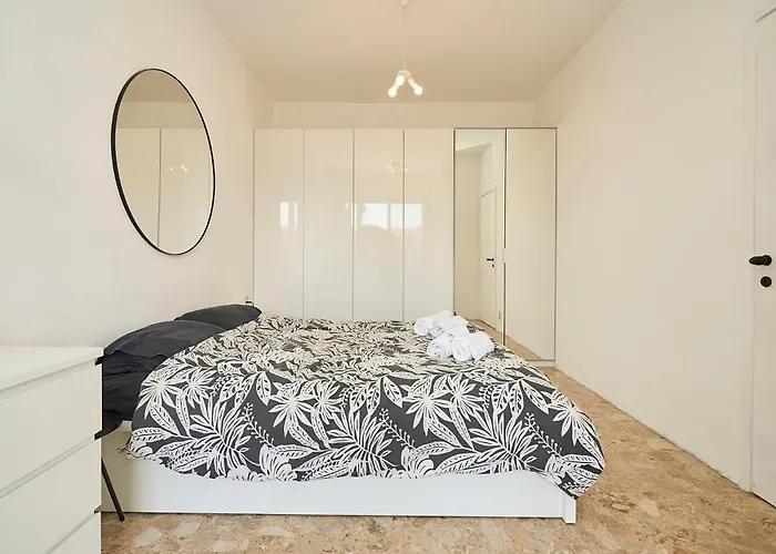 Appartement San Siro - Duomo Super Cozy & Close To Subway Milan