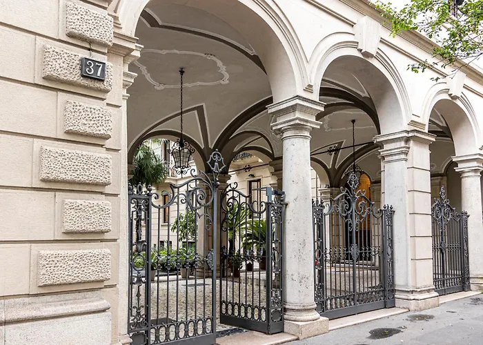 Sant'Ambrogio Luxury Residence *