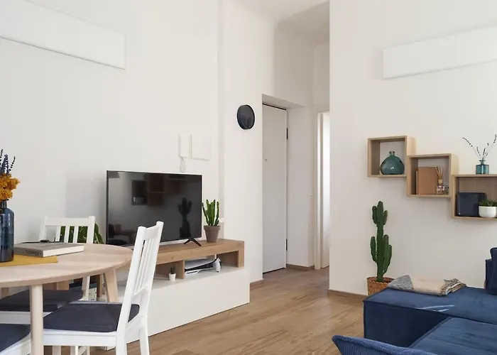 La Maison Blue, Between Portello-fiera-mico-citylife Daire