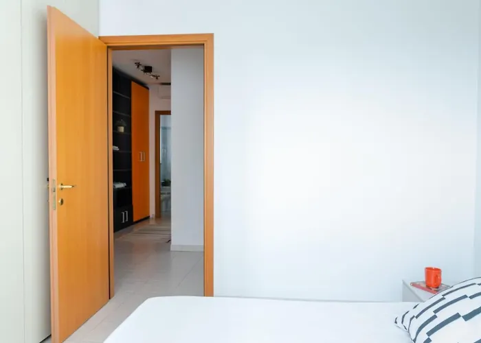 Metropolitan Gonin 밀라노