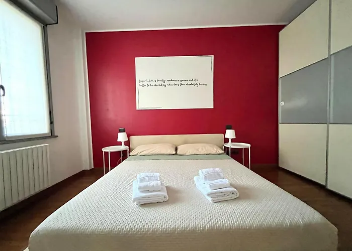 Santa Giulia Terrace - 15 Mins Center דירה *