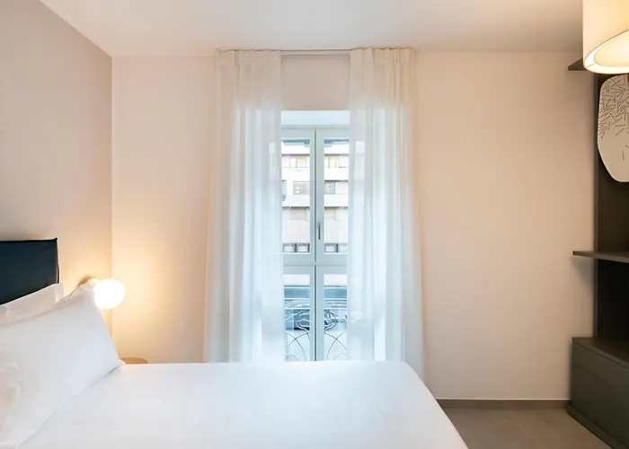 Relstay - De Angeli 4* Mailand