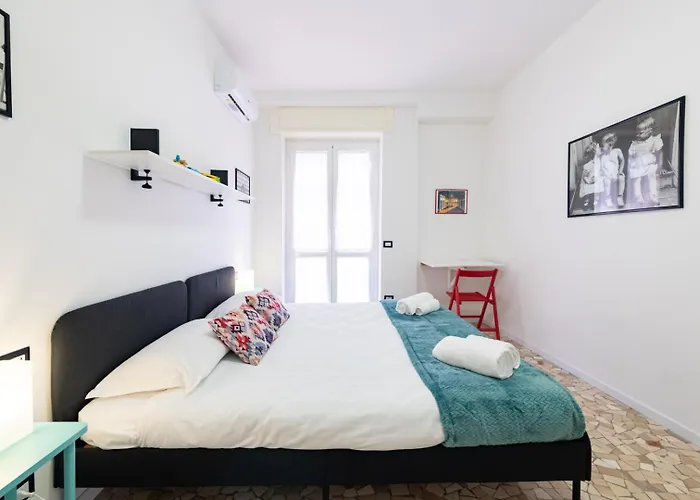 Apartment Metro M3 - 10 Min Duomo - Cozy W Balcony And Ac