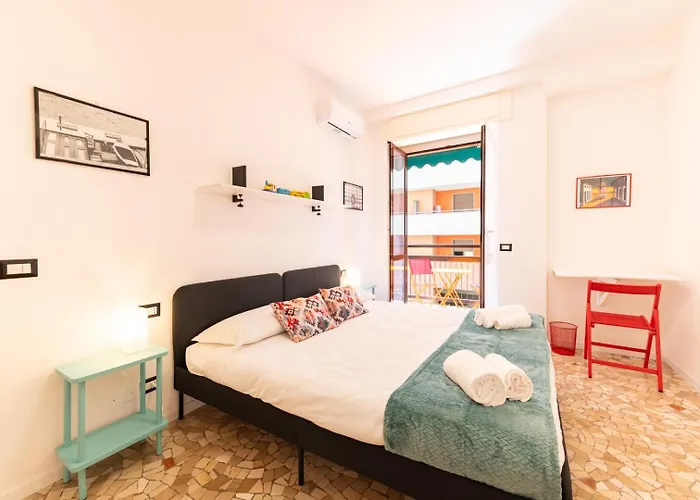 Metro M3 - 10 Min Duomo - Cozy W Balcony And Ac Mailand
