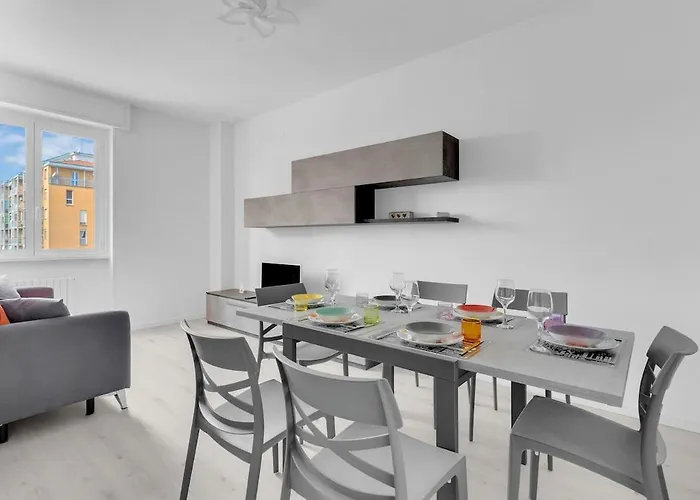 Metro M2 Famagosta-appartamento X5-self Check-in Daire Milano