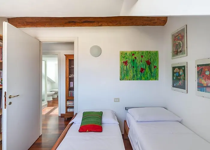 Station 10 Min Private Terrace Skyview 6 Pax Milano