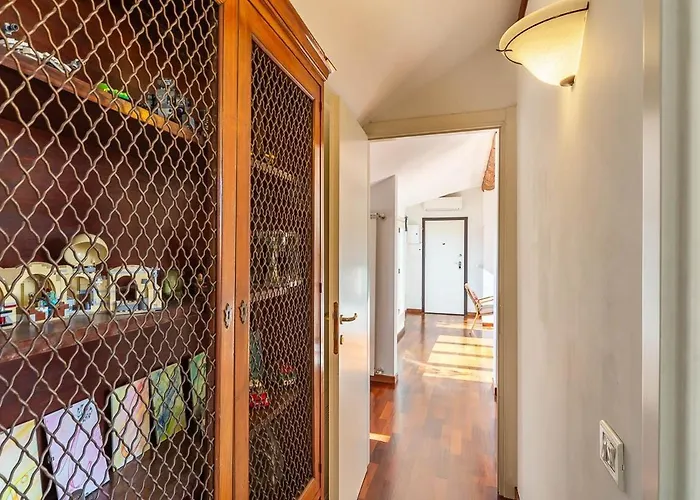 Appartamento Station 10 Min Private Terrace Skyview 6 Pax