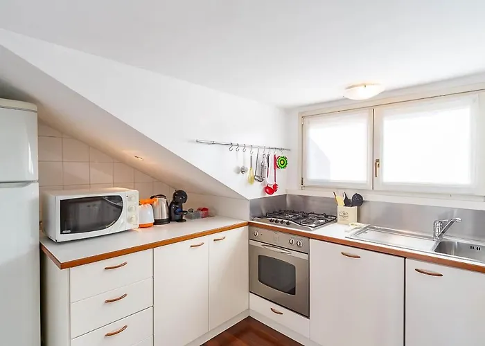 Station 10 Min Private Terrace Skyview 6 Pax Appartamento *
