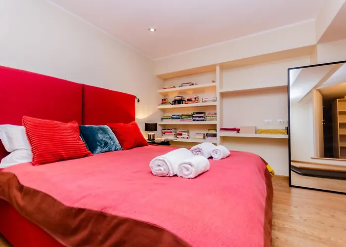 Luxury 3 Fiat, Ariberto Home, Tra Centro Storico Di E Navigli, Con Spaziosa Jacuzzi Milán