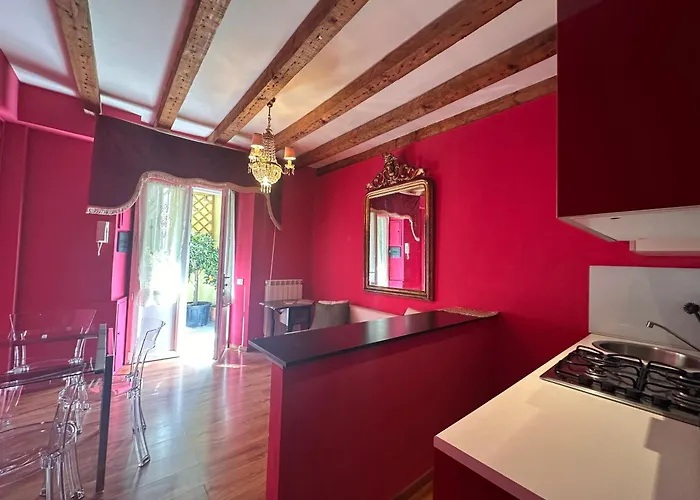 Apartmán La Vie En Rouge - Porta Venezia Milán