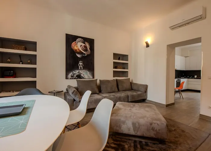 Easytopstay - Moscova Elegant Appartement *