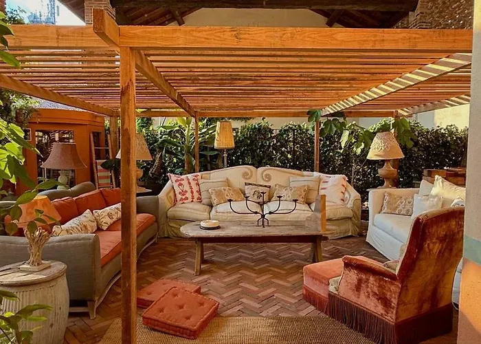 Con Giardino Privato E Sauna