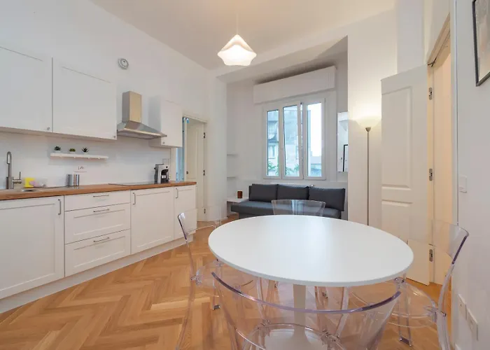 I-host - Da Cortona 9 Apartment Milan
