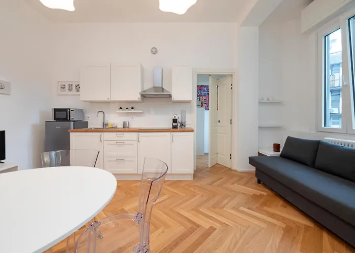 Apartment I-host - Da Cortona 9 Milan