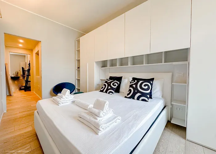 Cesare Da Sesto - 5 Mins From Navigli * מילאנו