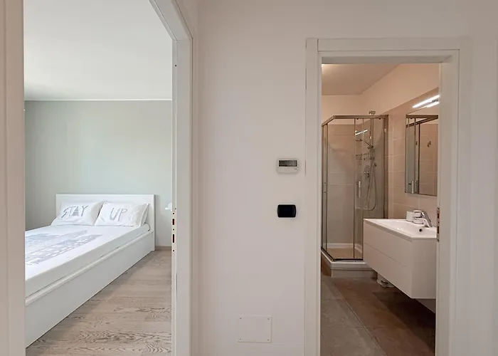 80m2, 7 Piano, Bilocale Con 2 Terrazze E 2 Bagni Apartmán *