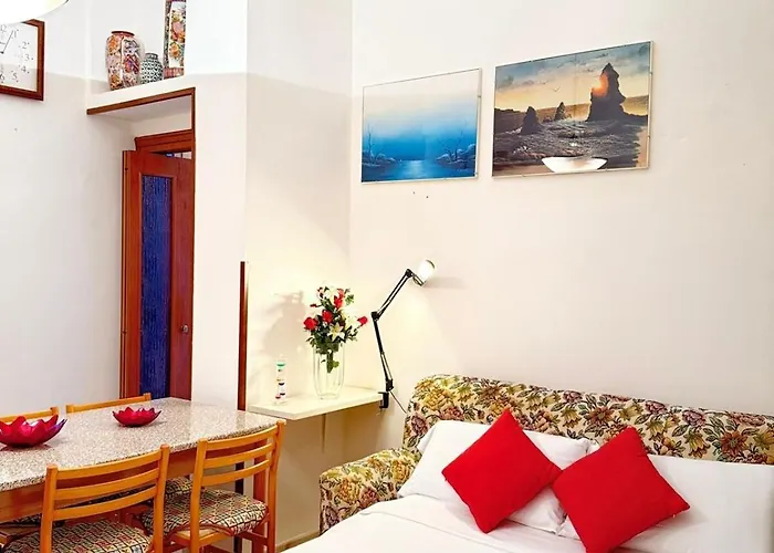 Classic House 15 Minutes From Duomo アパート ミラノ