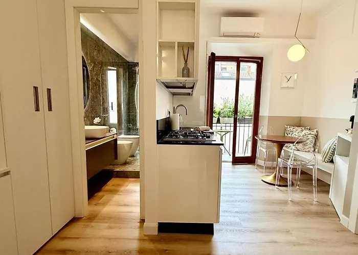 Casa Estia - Mico, Fiera Milano, Citylife, San Siro, Metro 2 Min - Refined Historic Milánó