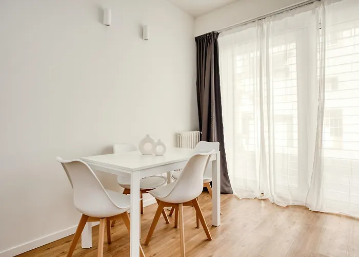 شقة Hostmate - - Imperia's Pearl - Romolo Iulm ميلان
