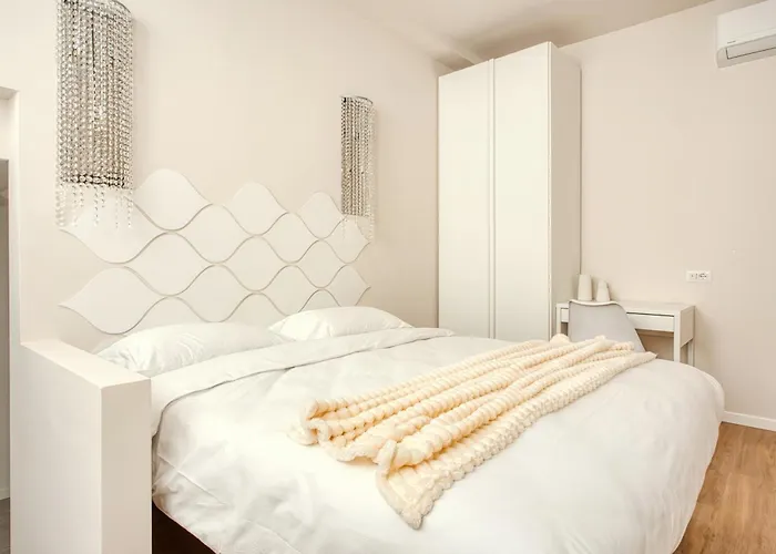 شقة Hostmate - - Imperia's Pearl - Romolo Iulm
