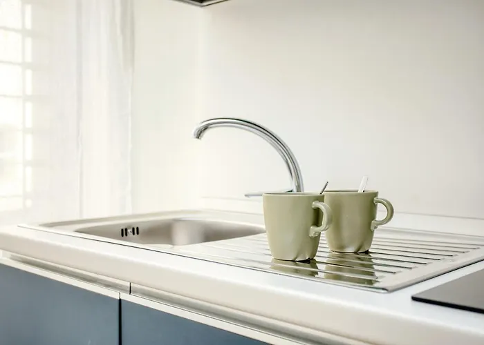 Hostmate - - Imperia's Pearl - Romolo Iulm شقة ميلان