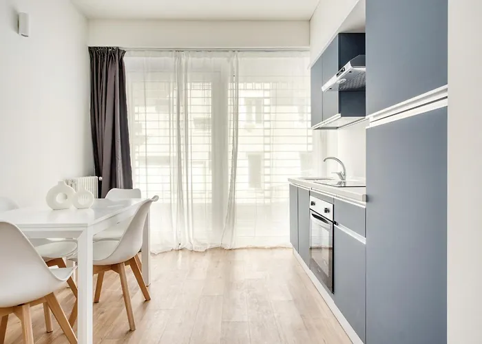 Hostmate - - Imperia's Pearl - Romolo Iulm *