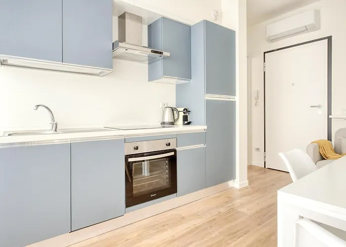 Hostmate - - Imperia's Pearl - Romolo Iulm ميلان