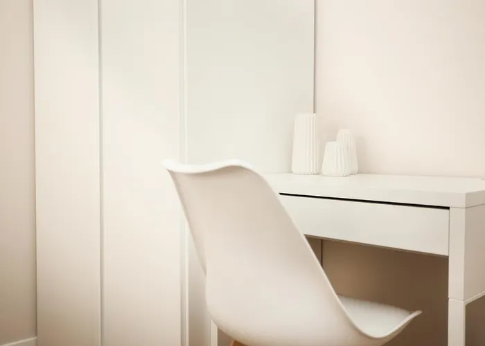Hostmate - - Imperia's Pearl - Romolo Iulm *