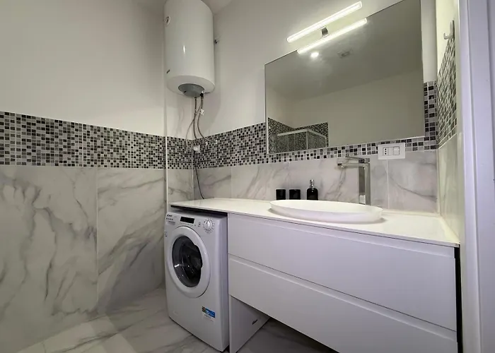 Stardust Padre Giuliani Milano