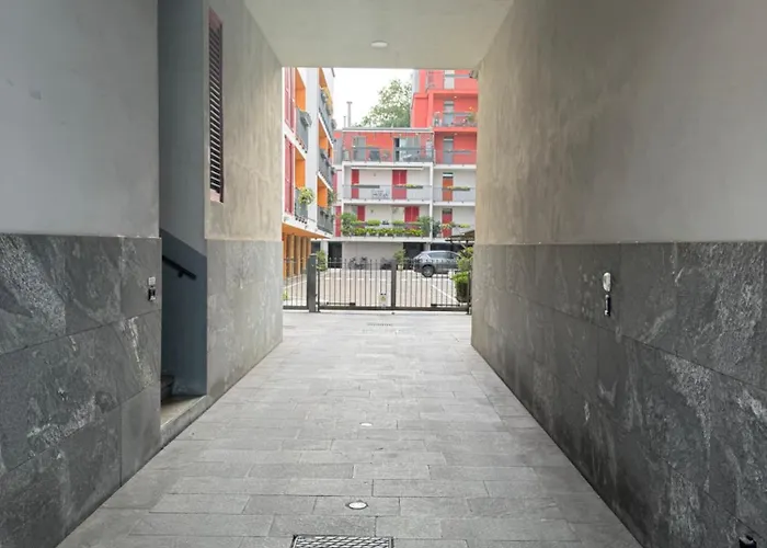 Ugolini アパート *