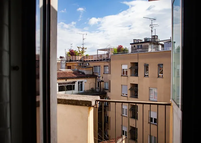 Experience From A Penthouse 5 Minutes From The Duomo Daire