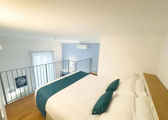 Design A 2-minute Walk From Maciachini Metro Station * 米兰