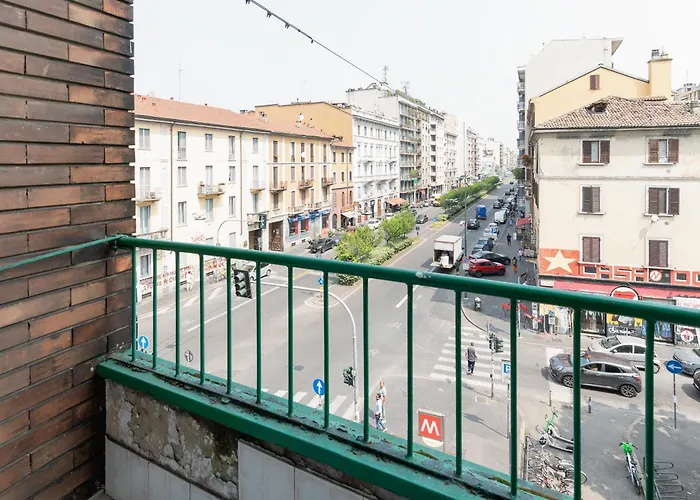 公寓 Guesthost - M1 Pasteur With Balcony 米兰