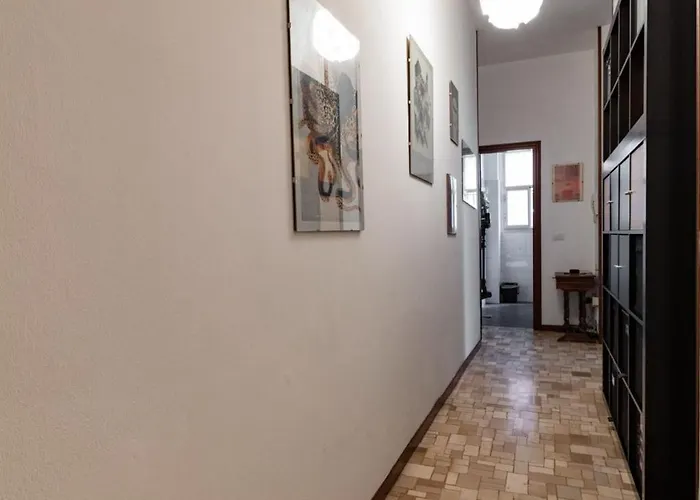 Entire Home/apt In Near Fairs And Navigli *